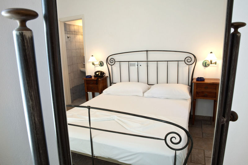 Platis Gialos  Alexandros Hotel מראה חיצוני תמונה
